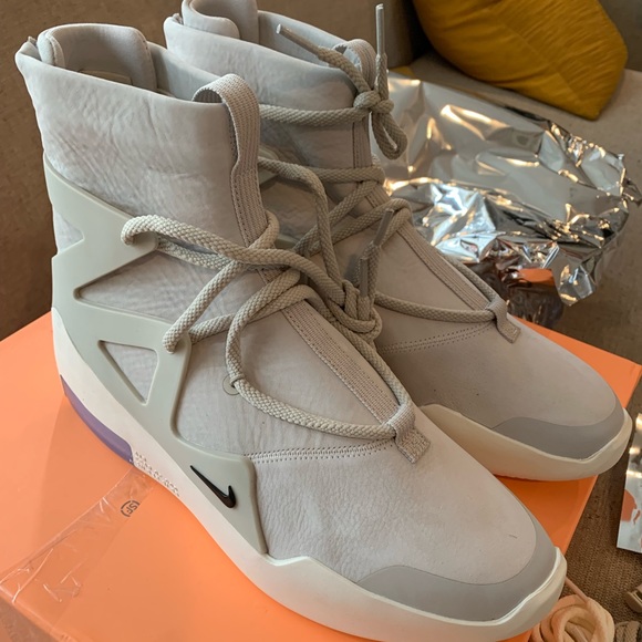 nike fear of god 1 light bone